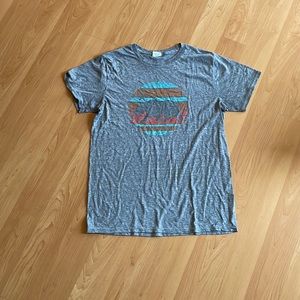 Mens California T-Shirt hardly worn.